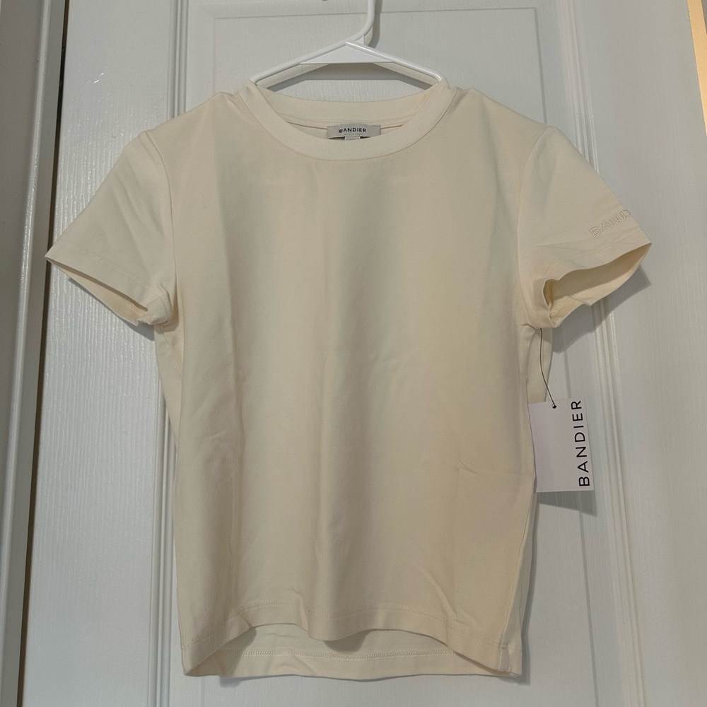 NWT XS Bandier / Carbon38 Baby Tee - Gardenia